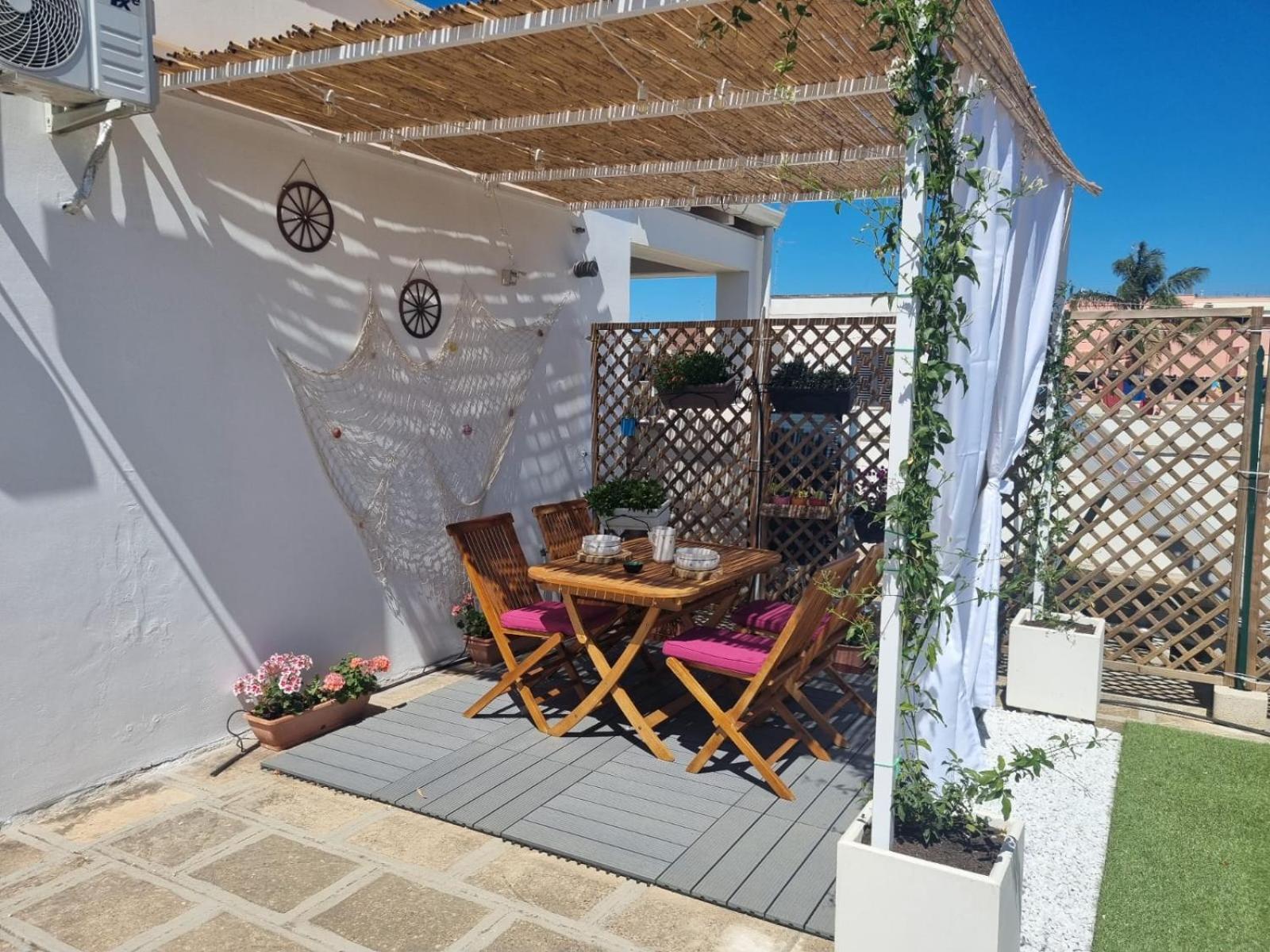 Villa La Terrazza Di Zoe - Castromediano Cavallino di Lecce Exterior foto